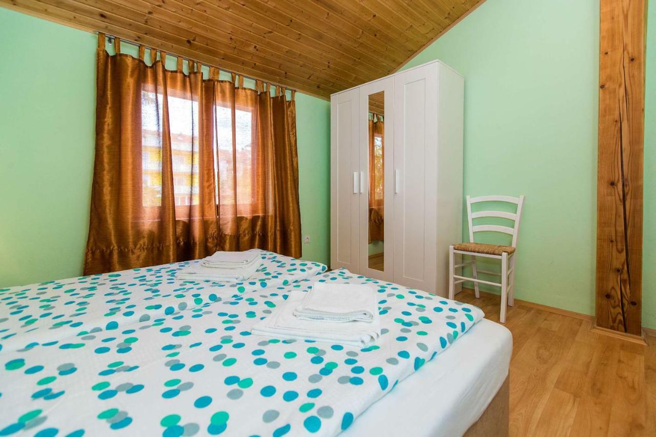 Apartments Faro & Mondo Crikvenica Eksteriør billede