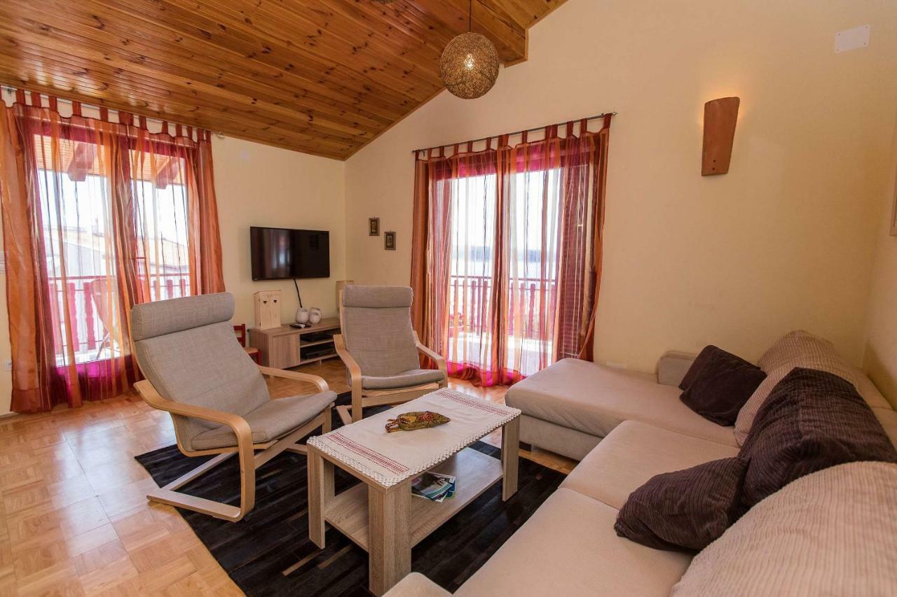 Apartments Faro & Mondo Crikvenica Eksteriør billede